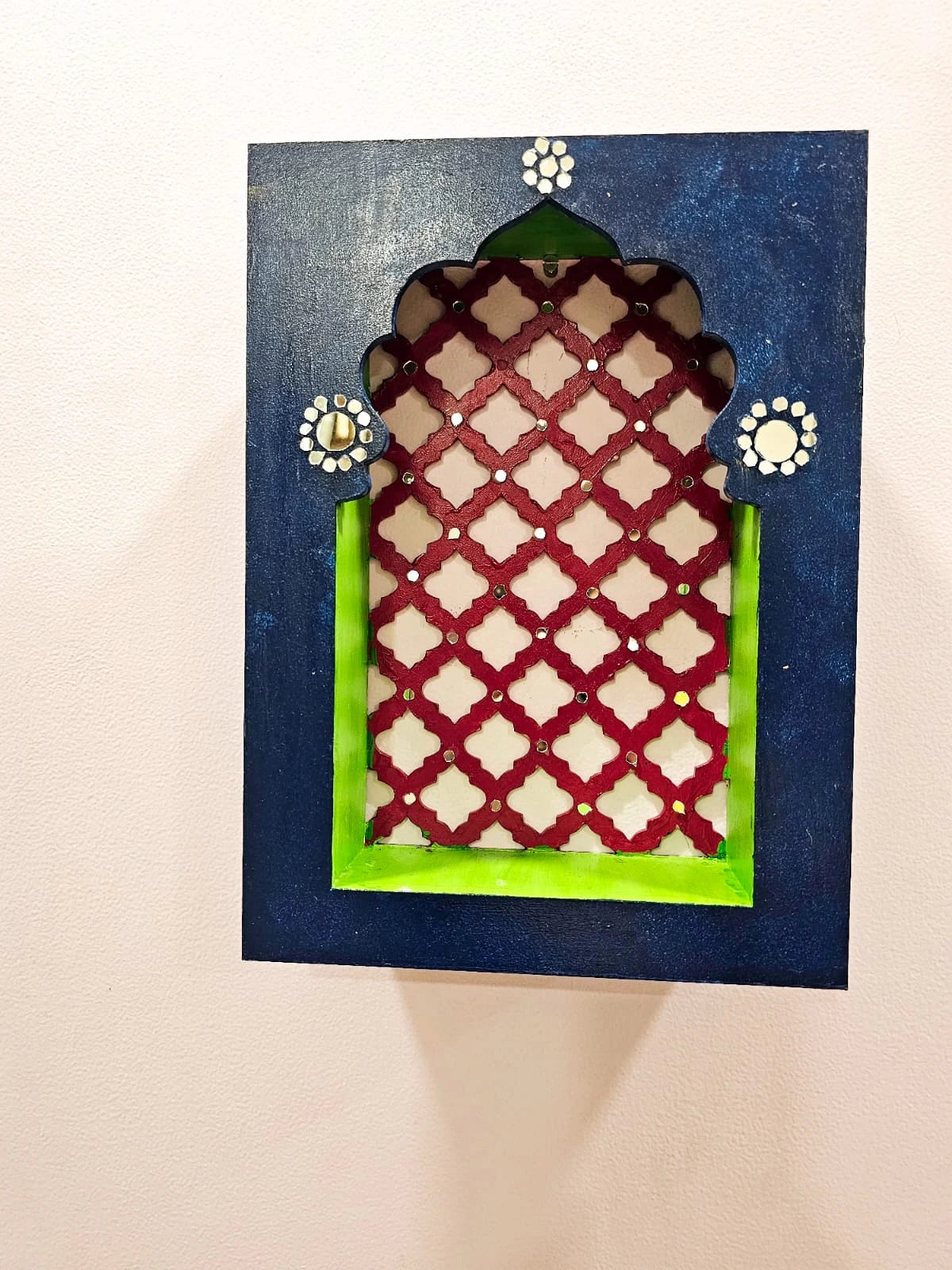 Jharokha- Green and Red