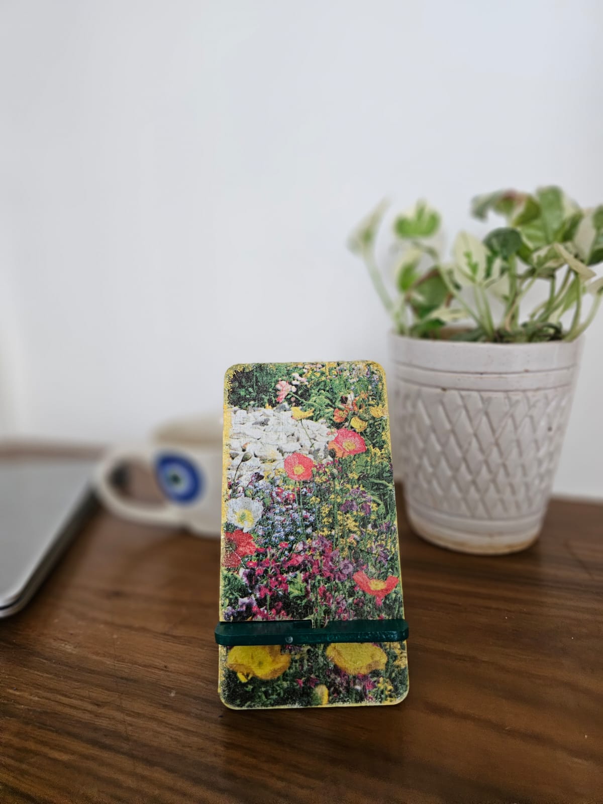 Mobile Stand- Floral