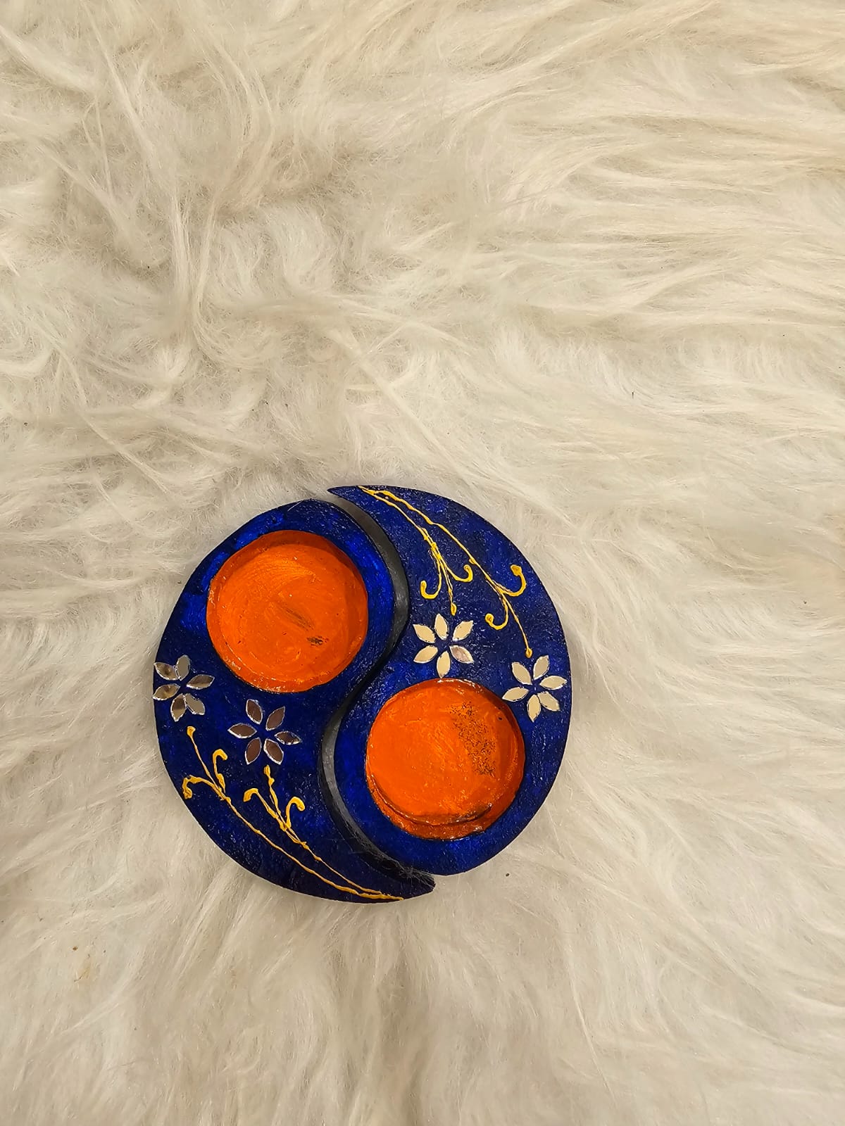 Tlight-Ying Yang-Green+Orange