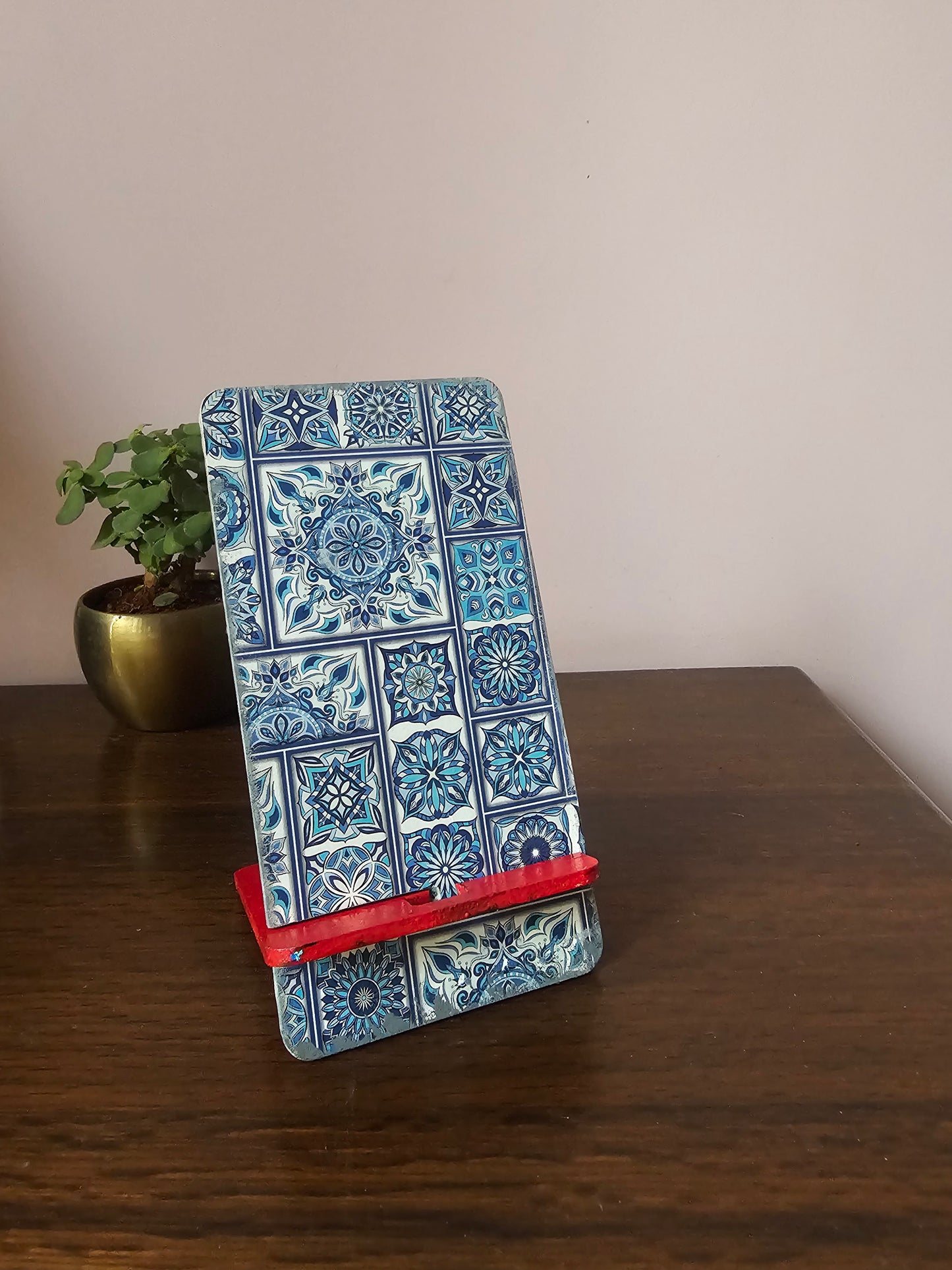 Mobile stand-Blue Mosiac