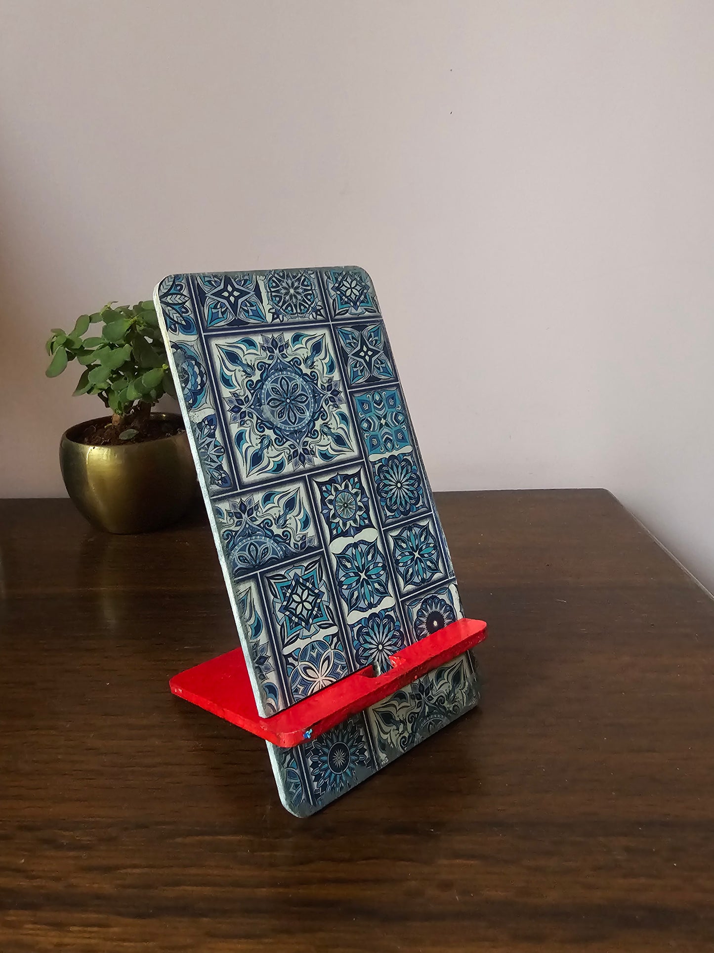 Mobile stand-Blue Mosiac